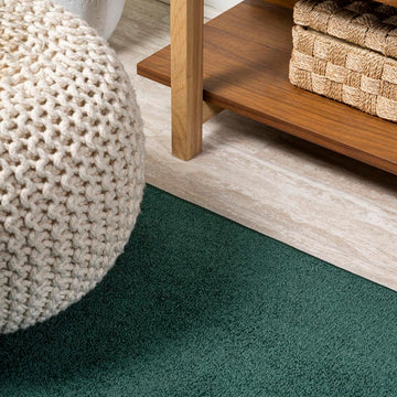 Haze Solid Low-pile Area Rug Emerald